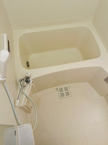 仲介手数料0円！！若葉ビルの浴室