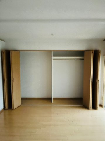 仲介手数料0円！！若葉ビルの居間・リビング