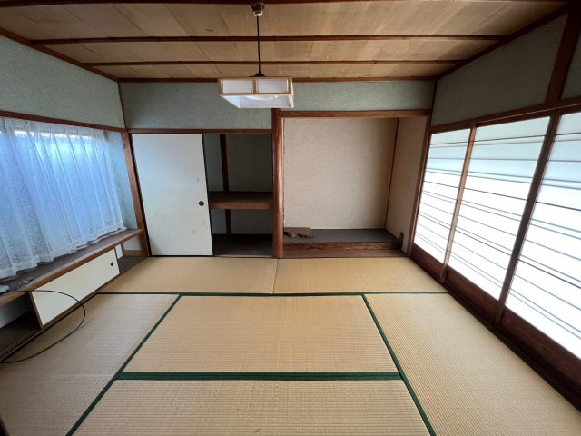 津山市小田中　売土地75.27坪（古屋あり）のその他|解体予定の建物内部