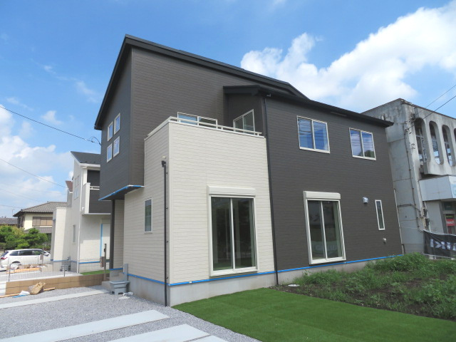 高崎市吉井町7期（全3棟）3号棟の前面道路含む現地写真|前面道路含む現地写真です