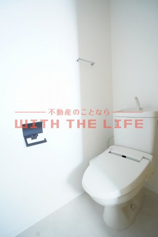 組坂ビルNo8【キャッシュバック対象物件】のトイレ|シンプルで使いやすいトイレです