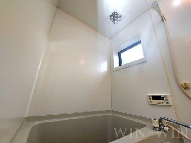 ラ・ポールMAEHATA Aの浴室