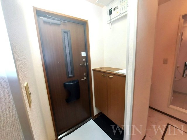 ラ・ポールMAEHATA Aの玄関