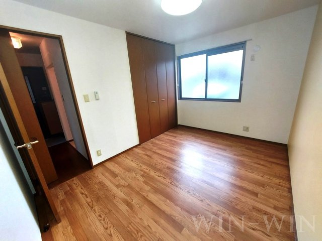 ラ・ポールMAEHATA Aの寝室