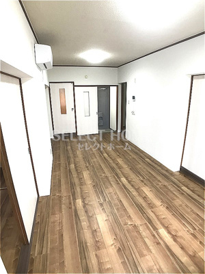 【居間・リビング】 | グラン菱池 | ゆったりとしたリビングです