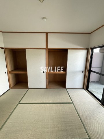 三京ビルの和室