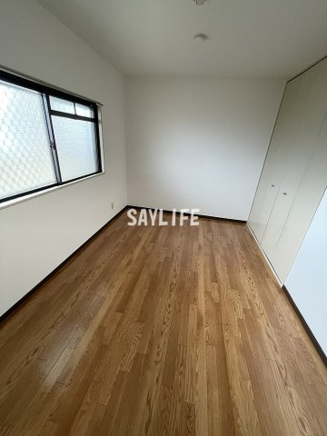 三京ビルの居間・リビング