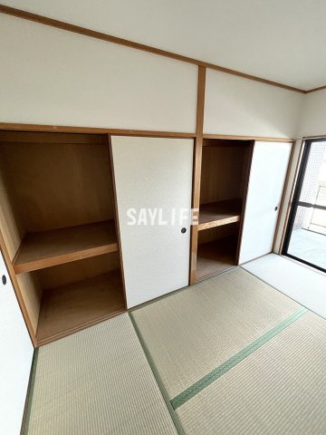 三京ビルの和室