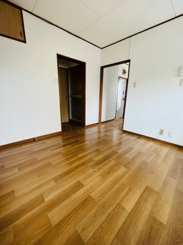 仲介手数料0円！！藤ハイツの居間・リビング