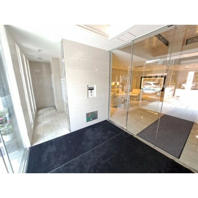 【エントランス】 | NORTH VILLAGE 伍番館