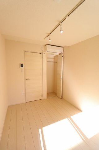 アイビーⅤの寝室|同間取り別部屋の参考画像です。