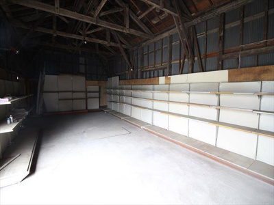 【居間・リビング】 | 岡崎１丁目倉庫２号棟