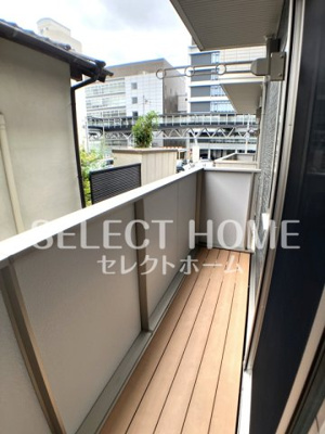【バルコニー】 | Ｄ－ｒｏｏｍ両町 | 落ち着いた時間を過ごせるバルコニーです