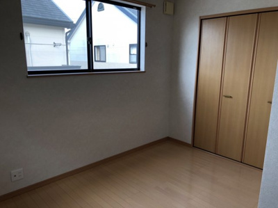 【寝室】 | アーバンパレス五番街 | ※同型別棟のお写真