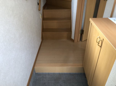 【玄関】 | アーバンパレス五番街 | ※同型別棟のお写真