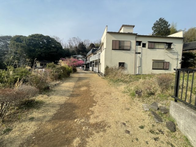 一碧湖　更地の外観|湖畔遊歩道