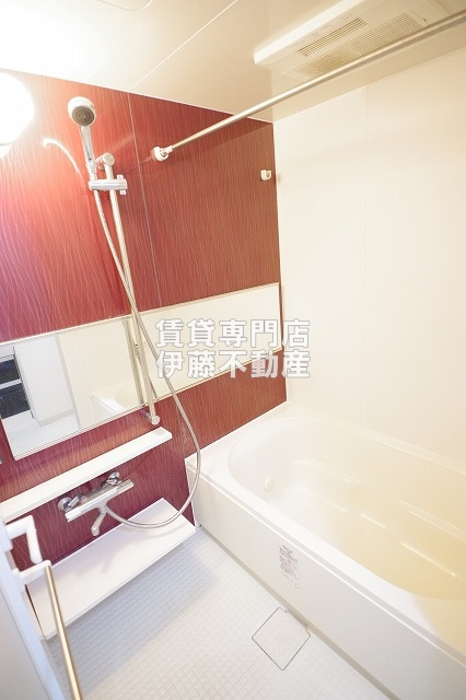 コンフォート城西の浴室