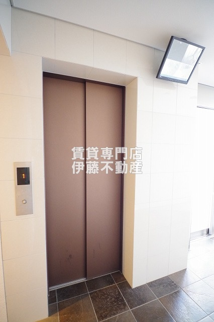 コンフォート城西のロビー