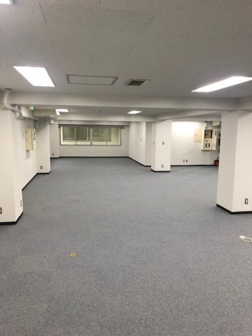 新宿区市谷砂土原町３丁目の事務所の内装