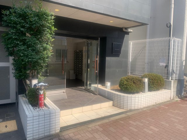XEBEC門前仲町のエントランス