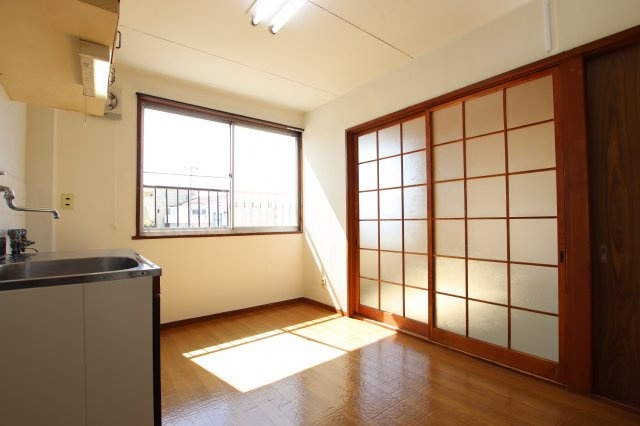 【居間・リビング】 | 虹ヶ丘マンション