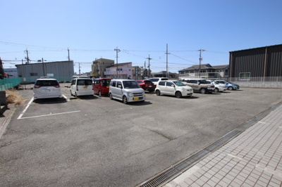 【駐車場】 | 虹ヶ丘マンション