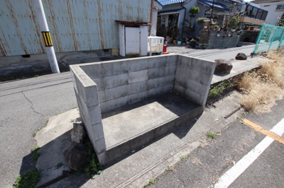 【その他共用部分】 | 虹ヶ丘マンション | 敷地内ゴミ置き場