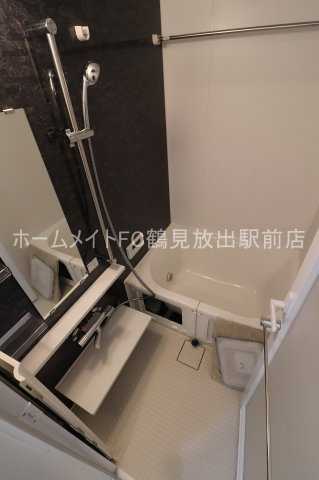 サラ ロタス コフレの浴室