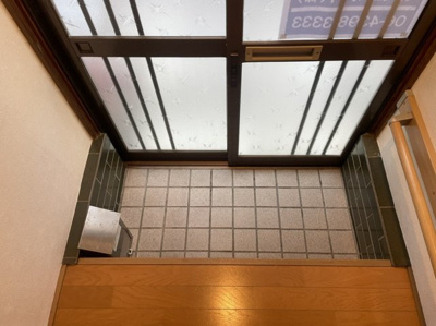 【玄関】 | 谷貸家