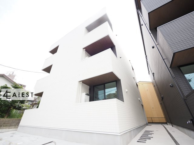GRANDBLUEnagasuka Ⅳの外観