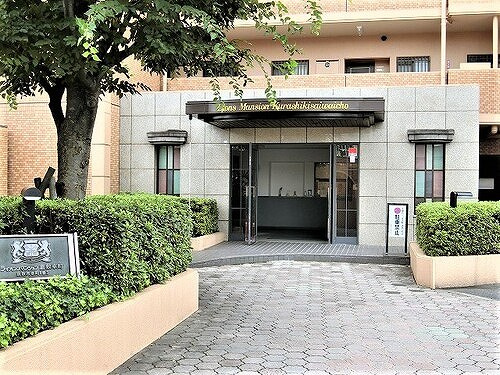 ライオンズマンション倉敷幸町のエントランス|エントランスポーチ　※2021年7月撮影