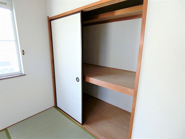 サニーコート桧木F棟の収納|写真は同建物の別部屋を参考に掲載しております。
