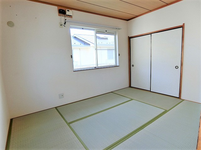 サニーコート桧木F棟の寝室|写真は同建物の別部屋を参考に掲載しております。