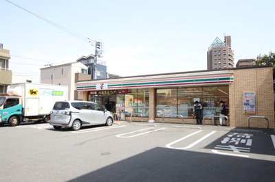 セブンイレブン浦安当代島１丁目店まで500m