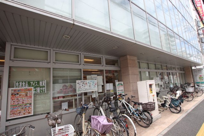 ワイズマート浦安本店まで750ｍ