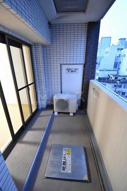 エス・キュート平野町のバルコニー