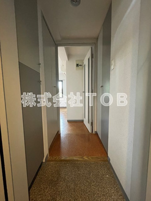 【玄関】 | カルトゥーシュ芦花 | ※同間取り別号室写真です