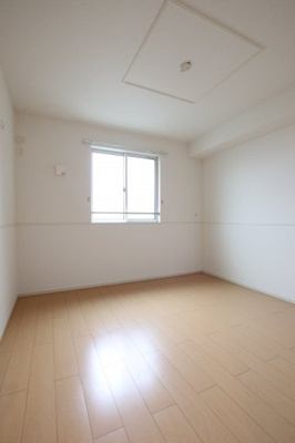 【寝室】 | グランヴィリオ