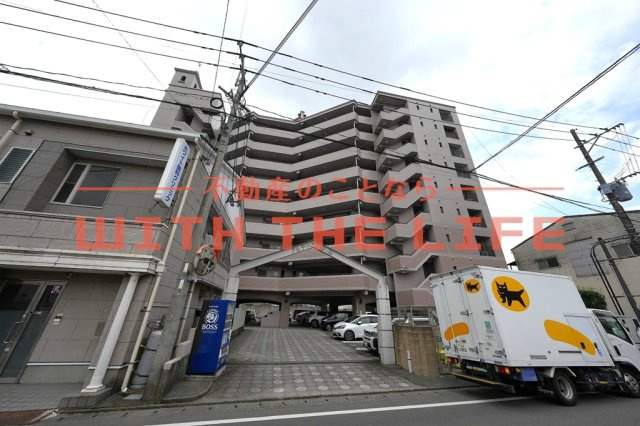 アルテハイム宮ノ陣【10,000円キャッシュバック対象物件】の周辺|落ち着いたエントランスです
