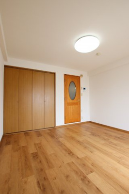 【洋室】 | メゾン・ル・ミエラ