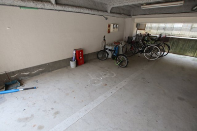 【その他共用部分】 | メゾン・ル・ミエラ | 駐輪場
