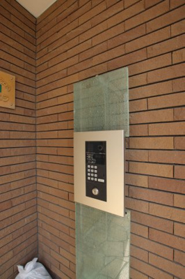 【セキュリティ】 | メゾン・ル・ミエラ | オートロック