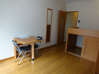 【居間・リビング】