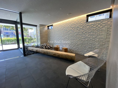 【ロビー】 | サムティ大阪九条Noble | お洒落なロビー