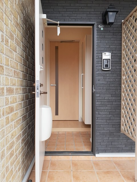 プラシードⅠの玄関