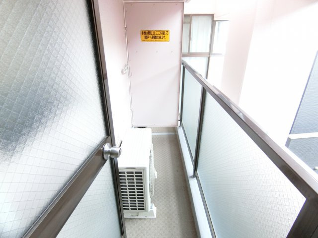 朝日プラザ河内長野デポーフロントのバルコニー
