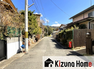 【前面道路含む現地写真】 | 【建築条件なしの土地】ですので、お好きな工務店やハウスメーカーで理想のお家を建てられます。