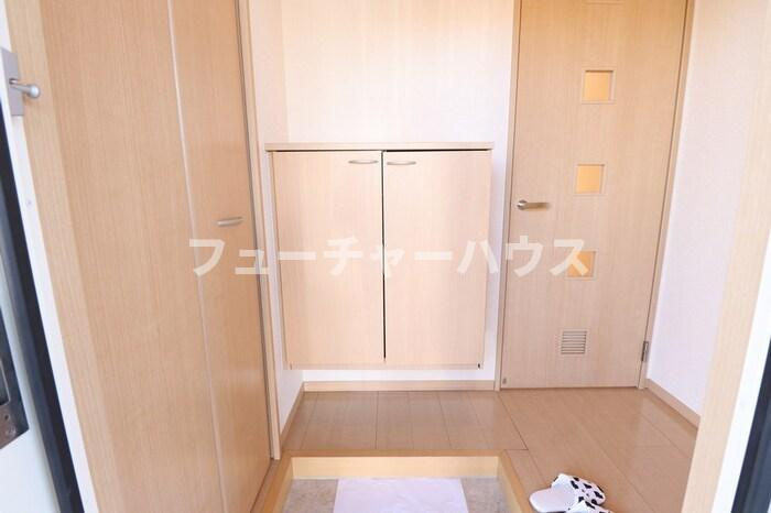 アン　オアシスの玄関