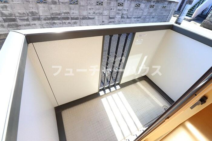 アン　オアシスのバルコニー