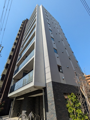1フロア2世帯、すべてのお部屋が角部屋の仕様です☆